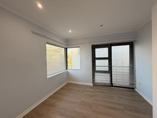 To Let 2 Bedroom Property for Rent in Observatory Western Cape